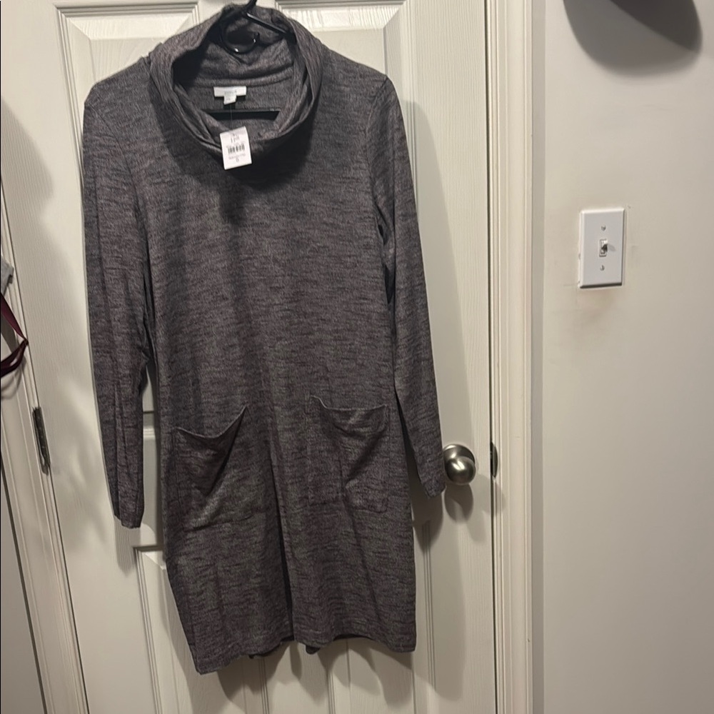 Chic Gray Cowl Neck Dress with Pockets